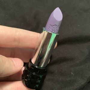 Kat Von d lipstick